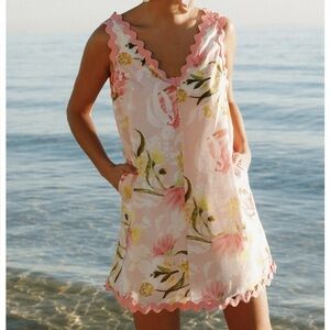 Petal & Pup Floral Pink Dress Size Medium